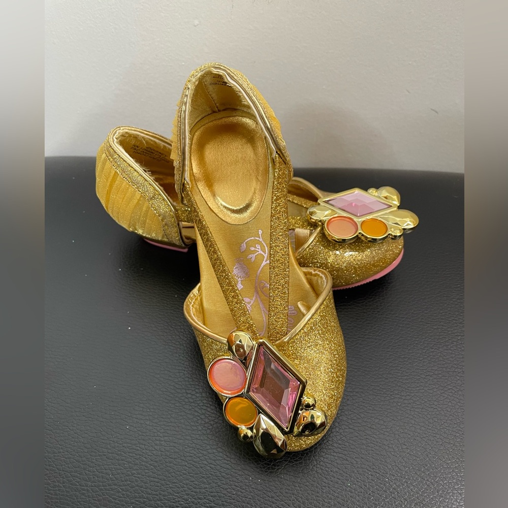 Princess Belle shoes brand new, never used beautiful size 7/8